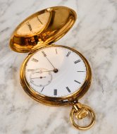 Antique Auction Photos