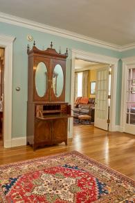 Antique Auction Photos